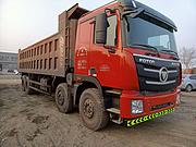 18年欧曼重型前四后八自卸车，8米6大箱带全年保险